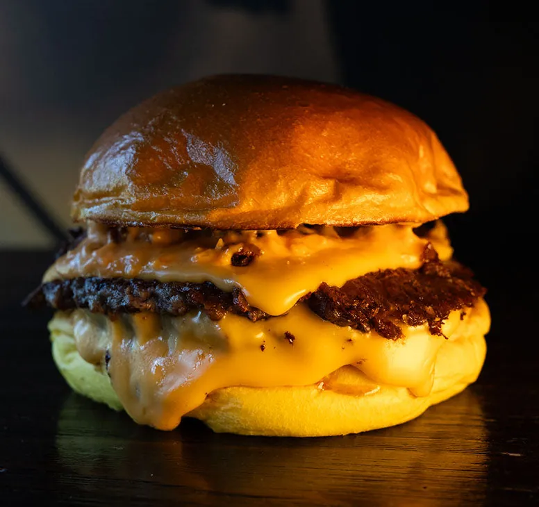 Pan de hamburguesa brioche Briox montado en una burger