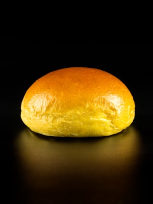 POTATO ROLL AIR de Briox Baker · de perfil, em contraluz